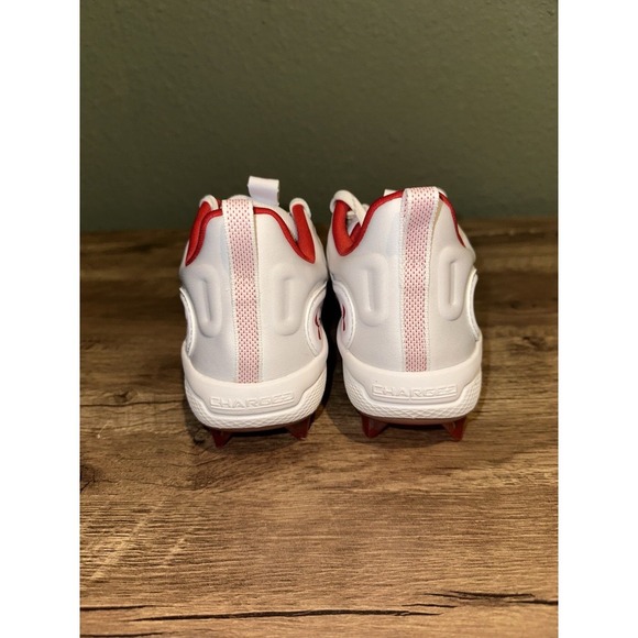 Under Armour Women's 6.5 UA Glyde MT Charged USA Softball Cleats - Picture 4 of 8